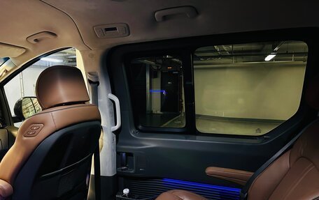 Hyundai Staria, 2023 год, 6 790 000 рублей, 10 фотография