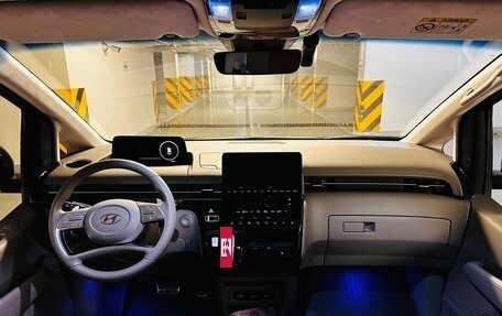 Hyundai Staria, 2023 год, 6 790 000 рублей, 8 фотография