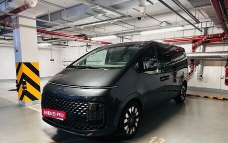 Hyundai Staria, 2023 год, 6 790 000 рублей, 22 фотография
