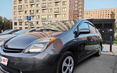 Toyota Prius, 2007 год, 670 000 рублей, 4 фотография