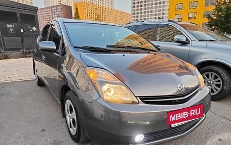 Toyota Prius, 2007 год, 670 000 рублей, 8 фотография