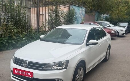 Volkswagen Jetta VI, 2017 год, 1 390 000 рублей, 3 фотография