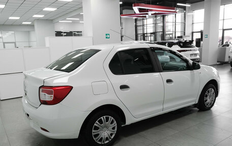 Renault Logan II, 2020 год, 800 000 рублей, 3 фотография