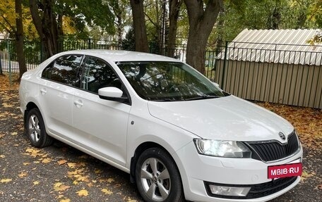Skoda Rapid I, 2014 год, 1 030 000 рублей, 4 фотография