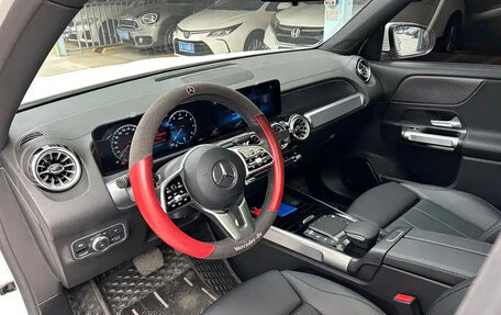 Mercedes-Benz GLB, 2021 год, 2 350 997 рублей, 11 фотография