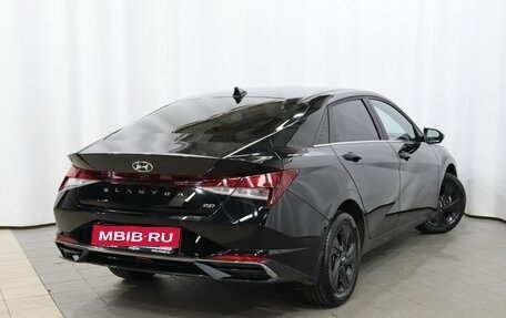 Hyundai Elantra, 2021 год, 2 349 000 рублей, 4 фотография