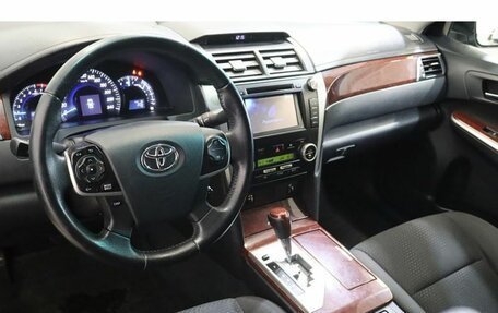 Toyota Camry, 2013 год, 2 000 000 рублей, 6 фотография