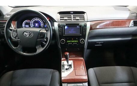 Toyota Camry, 2013 год, 2 000 000 рублей, 11 фотография