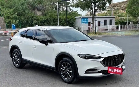 Mazda CX-4, 2022 год, 1 678 555 рублей, 3 фотография