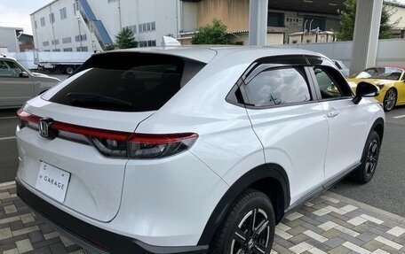 Honda Vezel, 2023 год, 1 780 007 рублей, 6 фотография