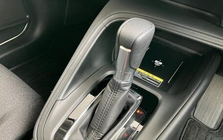 Honda Vezel, 2023 год, 1 780 007 рублей, 21 фотография