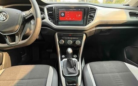 Volkswagen T-Roc I, 2022 год, 1 215 333 рублей, 19 фотография