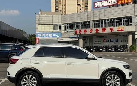 Volkswagen T-Roc I, 2022 год, 1 215 333 рублей, 8 фотография