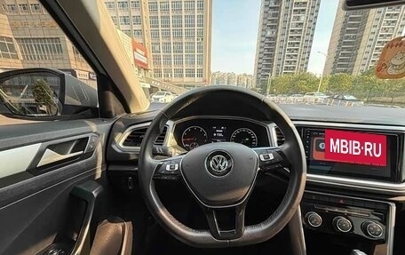 Volkswagen T-Roc I, 2022 год, 1 215 333 рублей, 10 фотография
