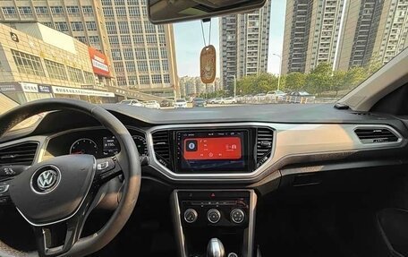 Volkswagen T-Roc I, 2022 год, 1 215 333 рублей, 20 фотография