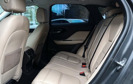 Jaguar F-Pace, 2019 год, 3 500 000 рублей, 10 фотография