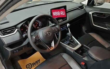 Toyota RAV4, 2021 год, 2 500 007 рублей, 9 фотография