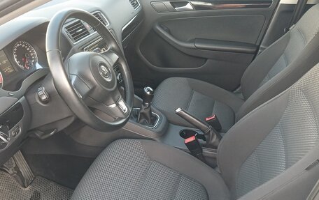 Volkswagen Jetta VI, 2014 год, 999 000 рублей, 8 фотография
