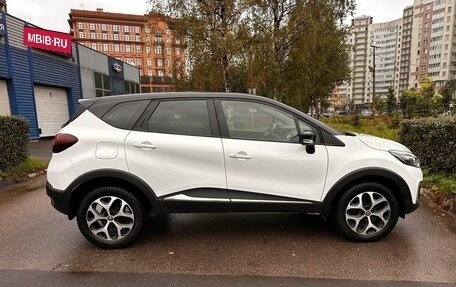 Renault Kaptur I рестайлинг, 2017 год, 1 030 000 рублей, 2 фотография