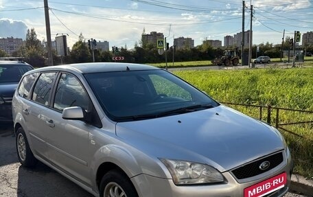 Ford Focus II рестайлинг, 2006 год, 330 000 рублей, 1 фотография