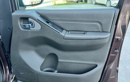 Nissan Navara (Frontier), 2010 год, 1 200 000 рублей, 13 фотография