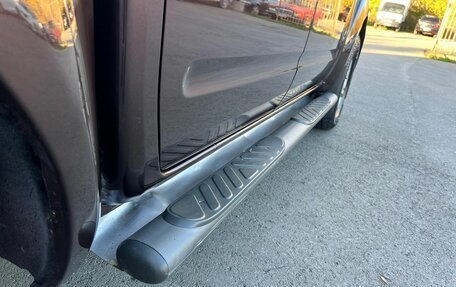 Nissan Navara (Frontier), 2010 год, 1 200 000 рублей, 33 фотография