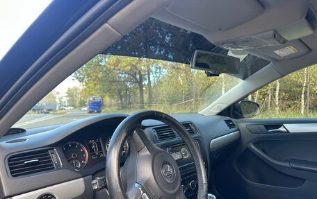 Volkswagen Jetta VI, 2012 год, 900 000 рублей, 13 фотография