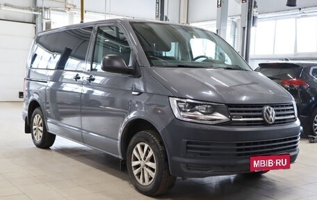 Volkswagen Caravelle T6 рестайлинг, 2016 год, 2 659 990 рублей, 3 фотография