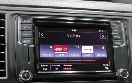 Volkswagen Caravelle T6 рестайлинг, 2016 год, 2 659 990 рублей, 15 фотография
