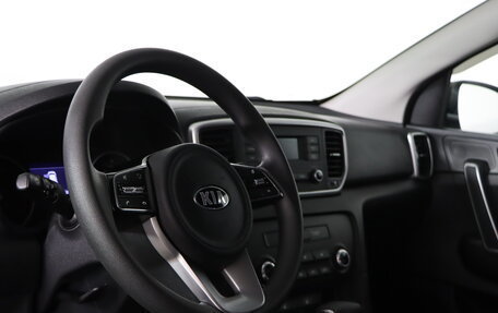 KIA Sportage IV рестайлинг, 2021 год, 2 229 990 рублей, 9 фотография