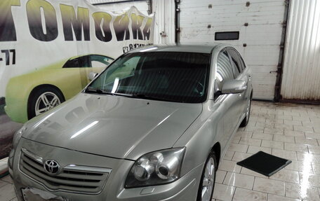 Toyota Avensis III рестайлинг, 2007 год, 800 000 рублей, 1 фотография