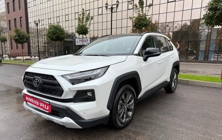 Toyota RAV4, 2025 год, 4 150 000 рублей, 2 фотография