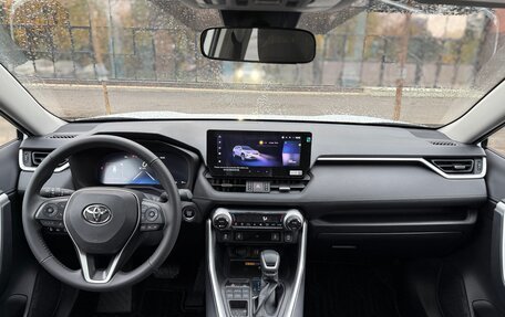 Toyota RAV4, 2025 год, 4 150 000 рублей, 13 фотография