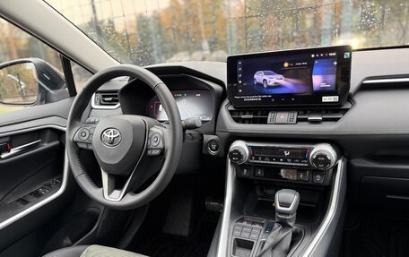 Toyota RAV4, 2025 год, 4 150 000 рублей, 11 фотография