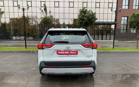 Toyota RAV4, 2025 год, 4 150 000 рублей, 7 фотография
