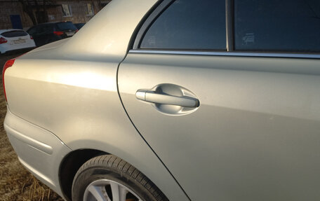Toyota Avensis III рестайлинг, 2007 год, 800 000 рублей, 15 фотография