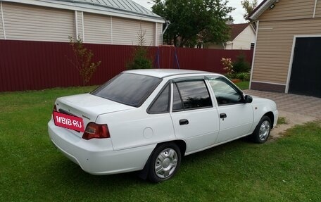 Daewoo Nexia I рестайлинг, 2011 год, 209 000 рублей, 3 фотография