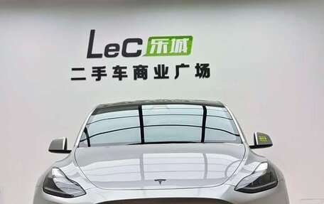 Tesla Model Y I, 2022 год, 4 039 887 рублей, 2 фотография