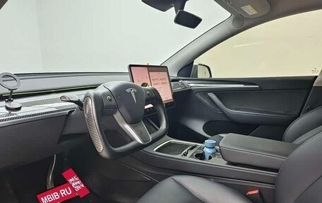Tesla Model Y I, 2022 год, 4 039 887 рублей, 10 фотография