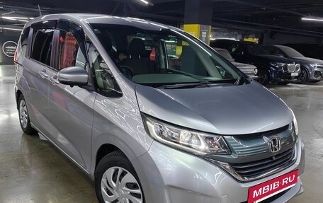 Honda Freed II, 2019 год, 1 700 000 рублей, 2 фотография