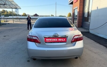 Toyota Camry, 2009 год, 1 100 000 рублей, 4 фотография