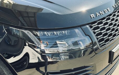 Land Rover Range Rover IV рестайлинг, 2019 год, 6 490 000 рублей, 8 фотография