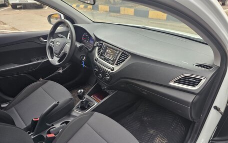 Hyundai Solaris II рестайлинг, 2020 год, 1 100 000 рублей, 5 фотография