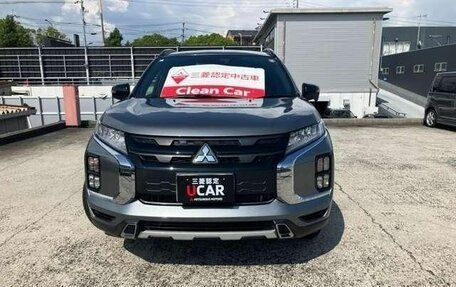 Mitsubishi RVR III рестайлинг, 2022 год, 1 605 000 рублей, 3 фотография