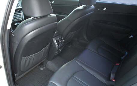 KIA Optima IV, 2017 год, 1 830 000 рублей, 26 фотография