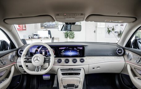 Mercedes-Benz E-Класс, 2020 год, 4 308 000 рублей, 21 фотография