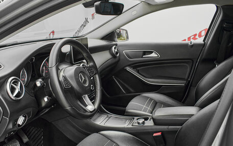 Mercedes-Benz GLA, 2016 год, 1 620 000 рублей, 9 фотография