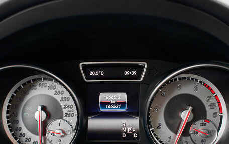 Mercedes-Benz GLA, 2016 год, 1 620 000 рублей, 13 фотография