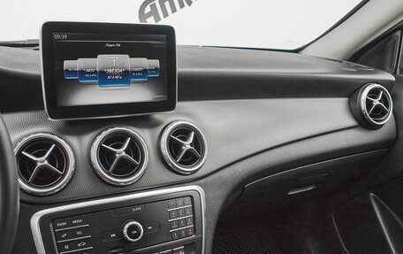 Mercedes-Benz GLA, 2016 год, 1 620 000 рублей, 14 фотография