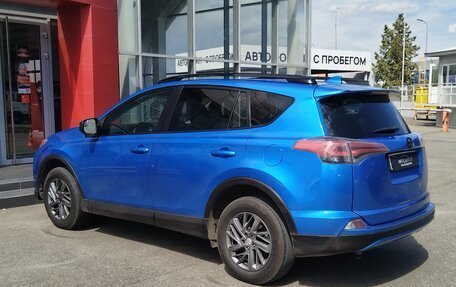 Toyota RAV4, 2016 год, 2 350 000 рублей, 6 фотография